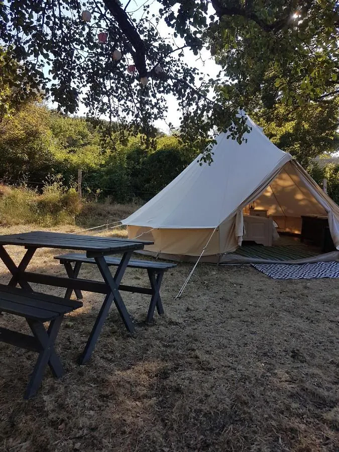 La Ferme De Clareau- Glamp'In Lodge Nature -Tentes Safari- Chambres D'Hotes Sous La Toile La Motte-Chalancon Campsite