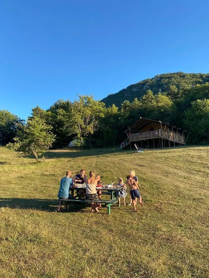 Campsite La Ferme De Clareau- Glamp'In Lodge Nature -Tentes Safari- Chambres D'Hotes Sous La Toile La Motte-Chalancon France