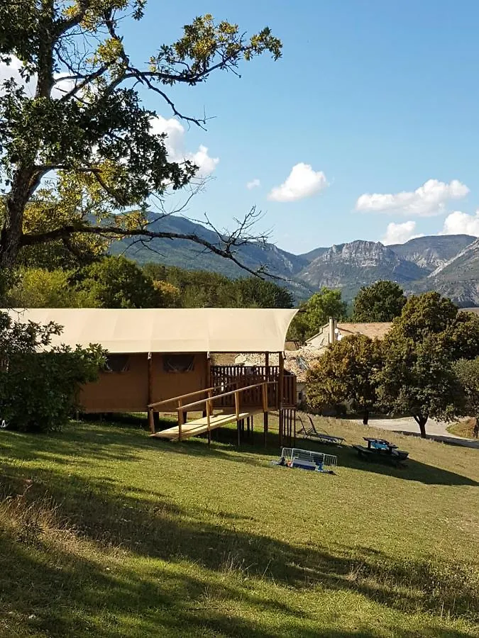 La Ferme De Clareau- Glamp'In Lodge Nature -Tentes Safari- Chambres D'Hotes Sous La Toile La Motte-Chalancon Campsite