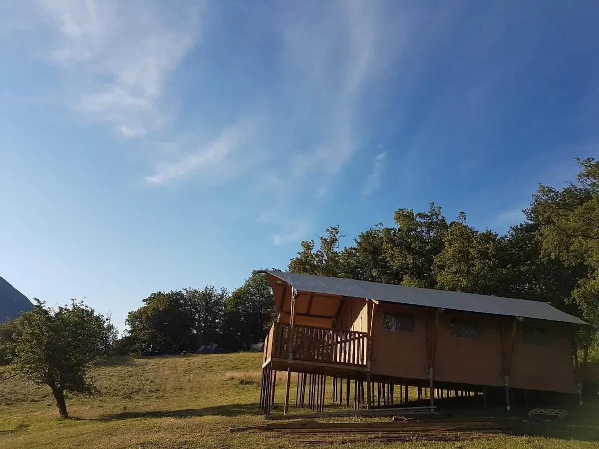 La Ferme De Clareau- Glamp'In Lodge Nature -Tentes Safari- Chambres D'Hotes Sous La Toile La Motte-Chalancon