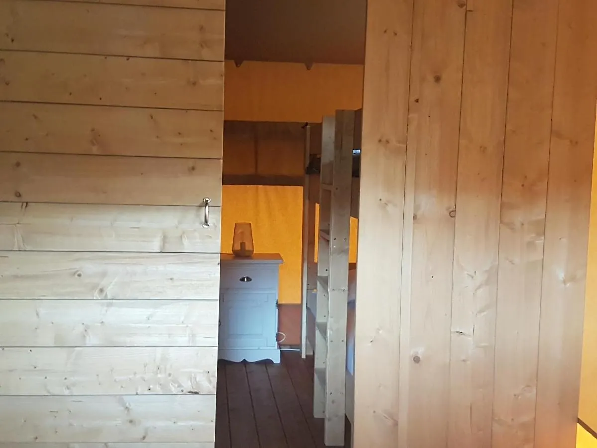 La Ferme De Clareau- Glamp'In Lodge Nature -Tentes Safari- Chambres D'Hotes Sous La Toile La Motte-Chalancon France